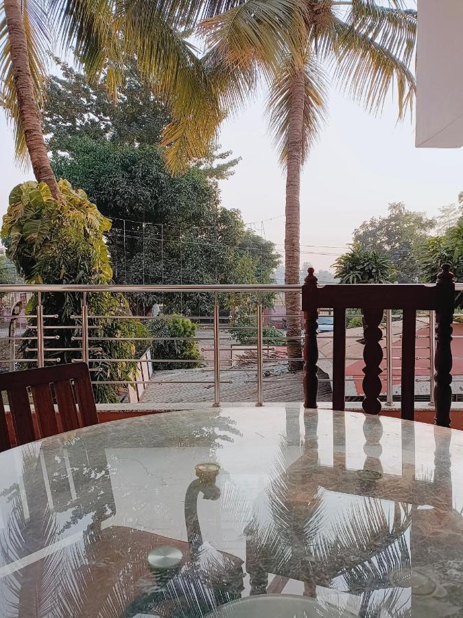 The Gupta Guest House Bodh Gaya Exterior foto